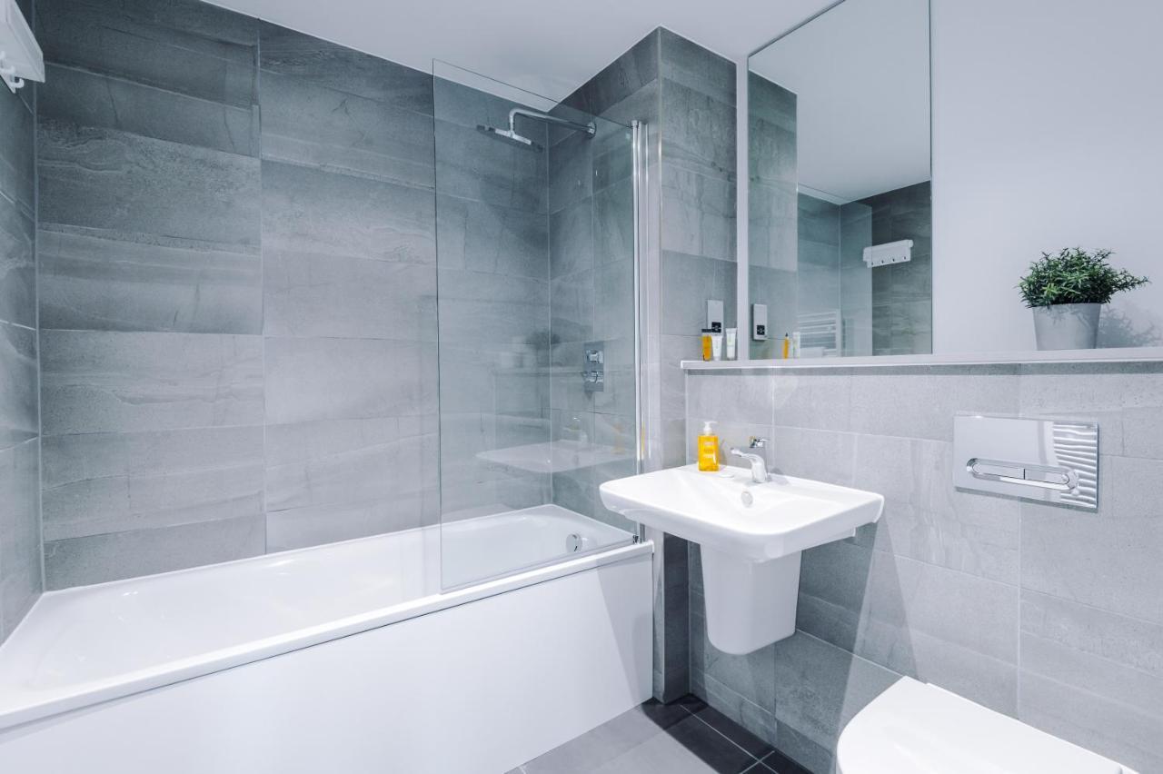 Hilltop Serviced Apartments - Deansgate Манчестер Экстерьер фото