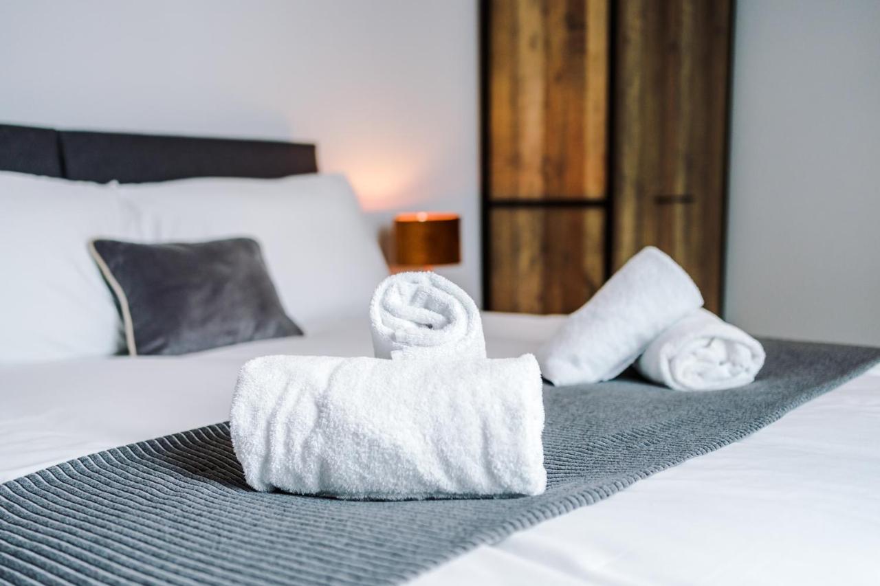 Hilltop Serviced Apartments - Deansgate Манчестер Экстерьер фото