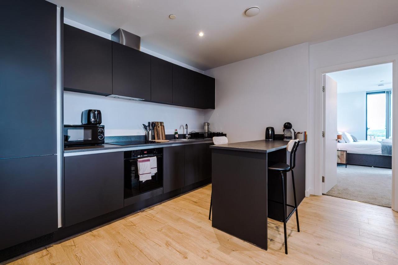 Hilltop Serviced Apartments - Deansgate Манчестер Экстерьер фото